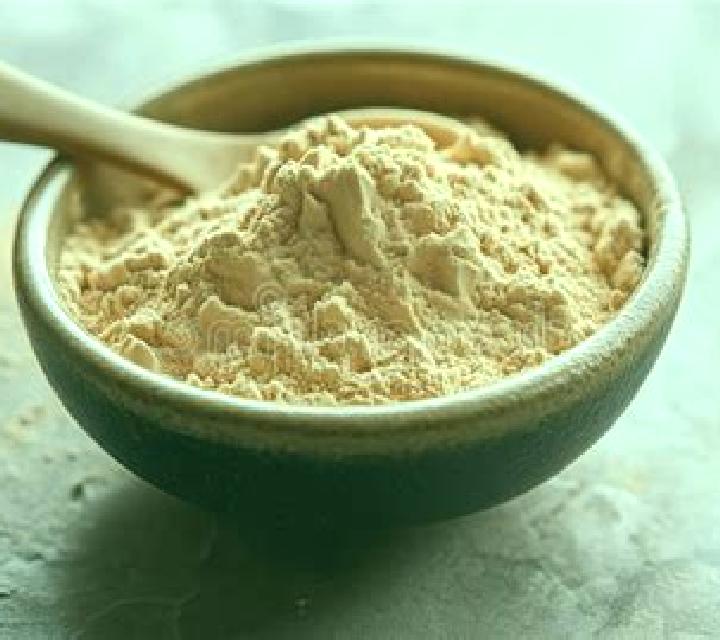 maca root powder spoon